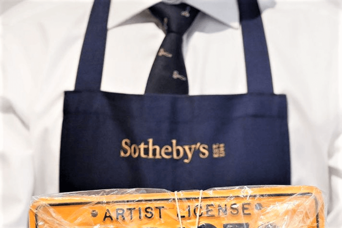 Sanat Dünyasında Dijital Çağ: Sotheby’s, 2023’te 35 Milyon Dolarlık NFT Satışı Yaptı